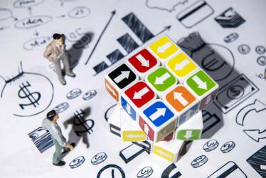 香港公司改名了現(xiàn)要跟工商部門變更其持有的內(nèi)地公司的股東名稱如何辦理公證手續(xù)？