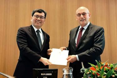 中國正式遞交申請加入海牙公約國成員 11月生效