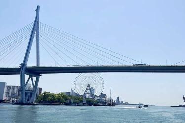 移民香港后要變更內(nèi)地房產(chǎn)信息怎么公證香港護(hù)照和中國(guó)內(nèi)地護(hù)照都是同一個(gè)人呢？