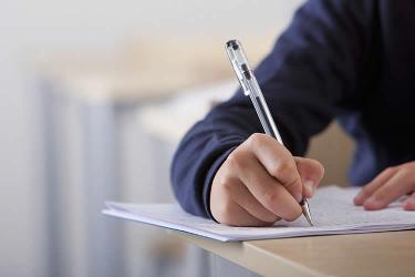 香港公司董事不在香港如何辦理公證用于在深圳設(shè)立外商投資企業(yè)呢？