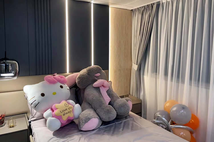 中國(guó)內(nèi)地出生現(xiàn)是香港身份，現(xiàn)要在澳門結(jié)婚怎么辦理中英文出生公證書呢？