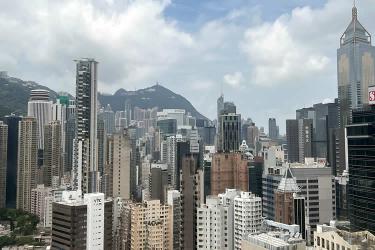 要把佛山公司的股東變更為香港企業(yè)怎么辦理簡(jiǎn)化版香港公證文書呢？