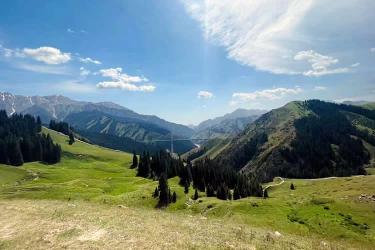 內(nèi)地戶籍沒有注銷沒有回鄉(xiāng)證的香港永久居民怎么辦理同一人聲明書公證呢？