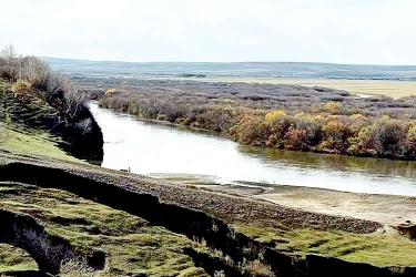 內(nèi)地出生的香港人怎么做出生公證用于申請(qǐng)圣基茨和尼維斯護(hù)照呢？